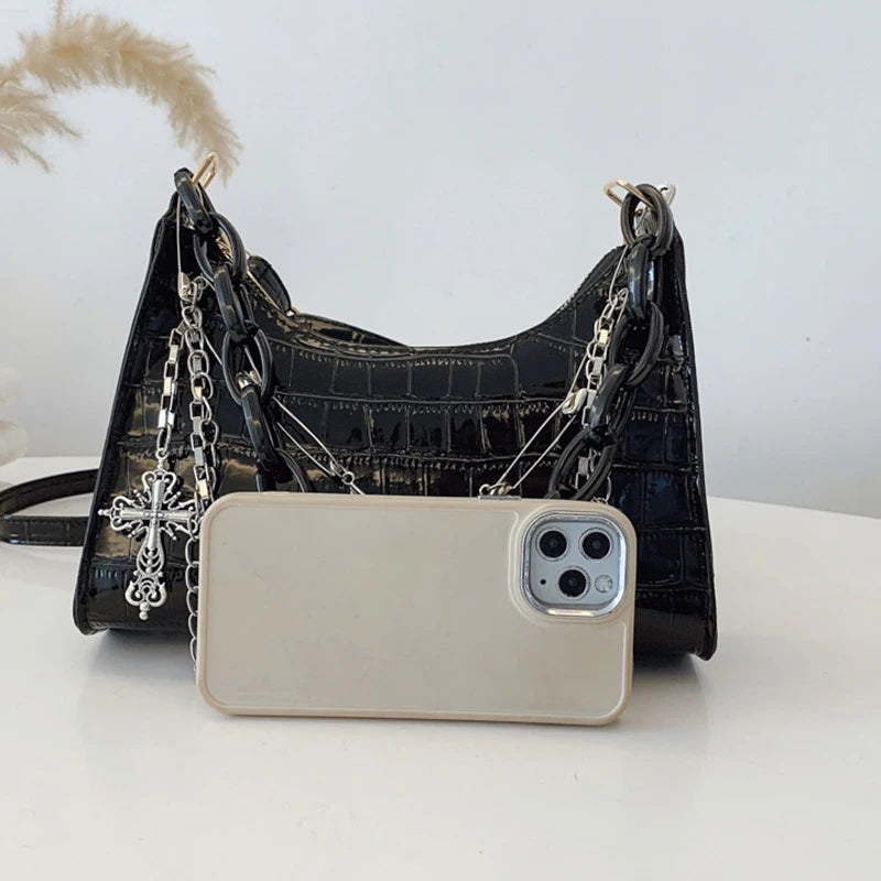 Cool Hot Girls Underarm Bags Purse Retro Punk Style Women Shoulder Handbags Chain Pu Leather Ladies Phone Crossbody Bag
