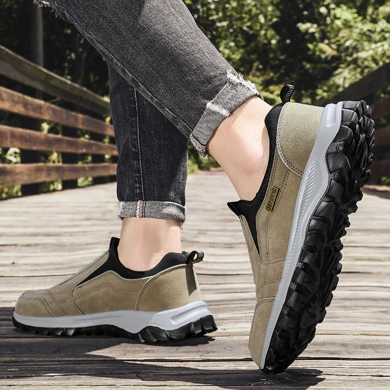 Men's non-slip casual sports shoes wear-resistant hiking shoes Outdoor 2025 fashion comfortable flat walking shoes for men