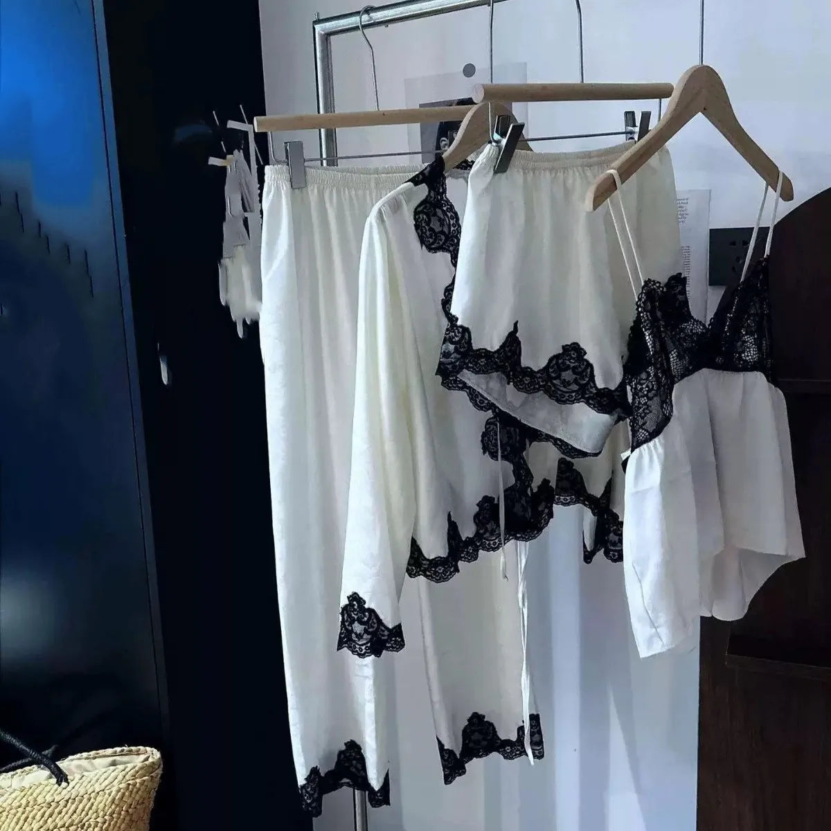 Summer Women Sleepwear 4Pcs Pajamas Set Sexy Black Lace Applique Home Clothes Loose Casual Satin Trouser Pijamas Suit Homewear