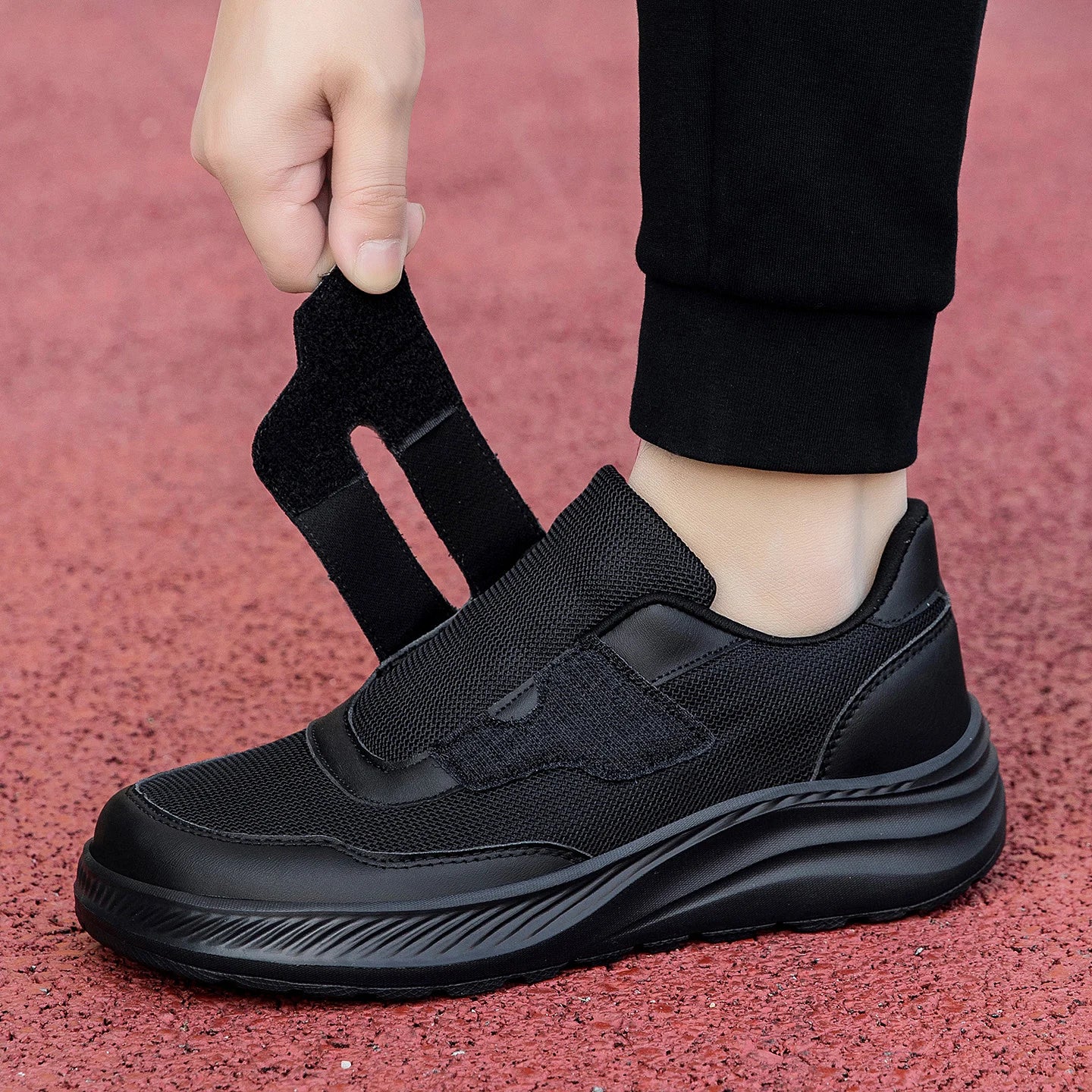 Diabetic Shoes for Men Comfort Walking Shoes for Elderly Swollen Feet Orthopedic Adjustable Double Strap Hook and Loop Sneakers