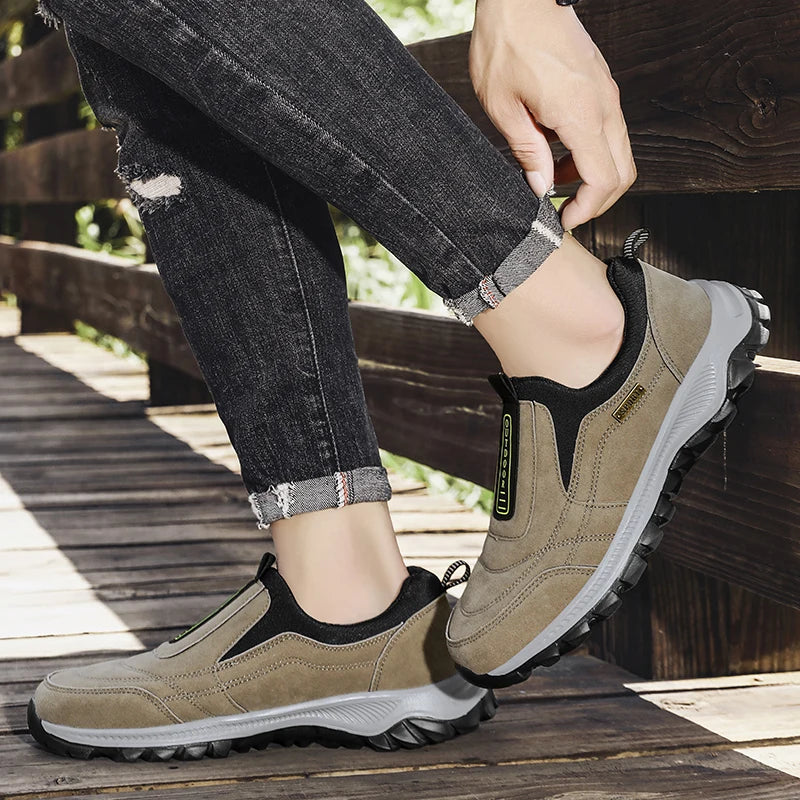 Men's non-slip casual sports shoes wear-resistant hiking shoes Outdoor 2025 fashion comfortable flat walking shoes for men