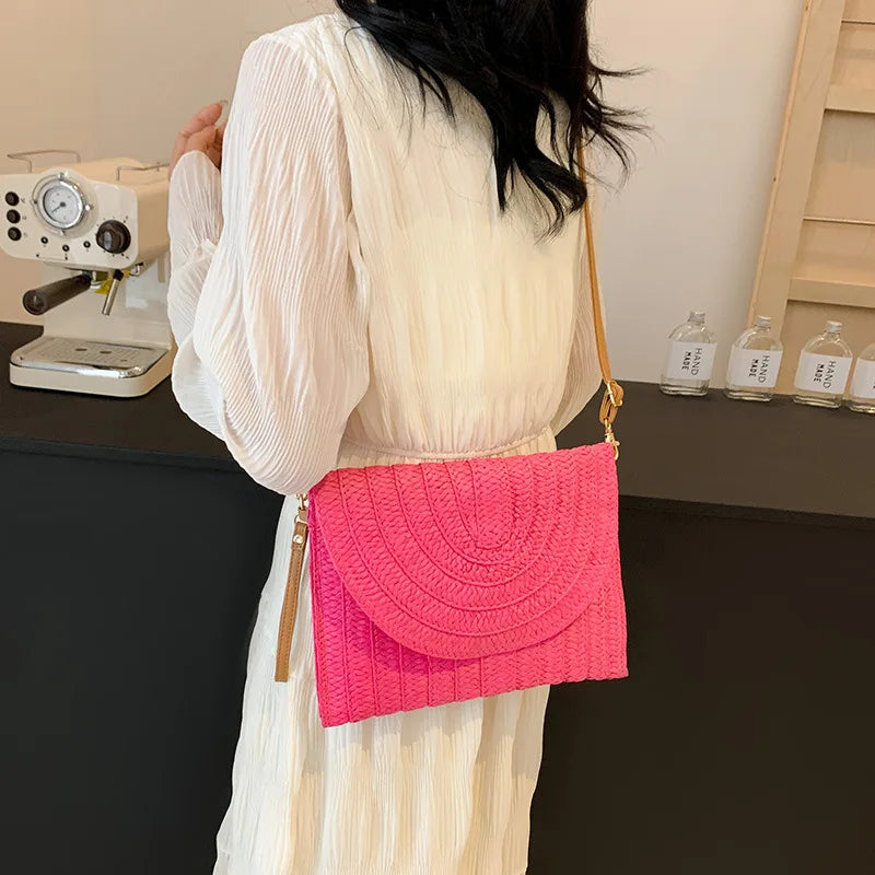 Summer Beach Straw Clutch Bag Cute Crossbody Bag for Women Travel Shoulder Bags Purse Ladies Casual Wicker Handbags