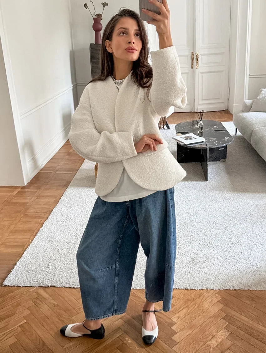 White Loose Knitwear Jackets For Women Fashion Elegant High Waist Autumn 2025 Fashion Commute Outwear Luxury Ladies Jackets