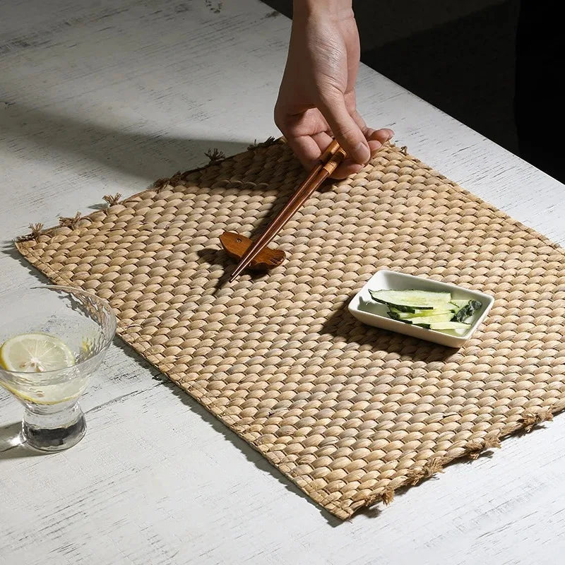 Table Mat Woven Pastoral Plate Mat Coaster Bowl Mat Insulation Pad Western Place Mat European Straw Dining Table Mat Tea Mat