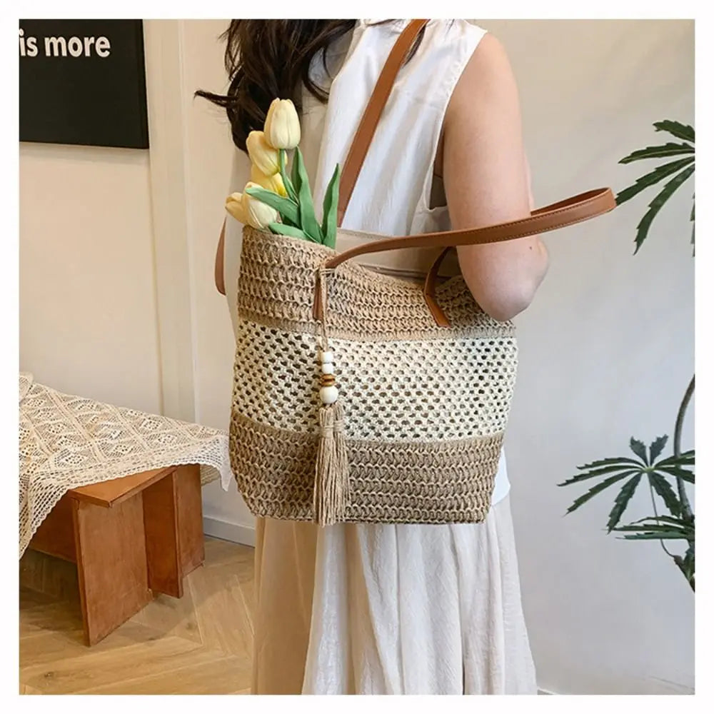 Girls Gift Hollow Out Straw Shoulder Bag Breathable Casual Summer Beach Bag Portable Bohemian Weave Tote Bag Outdoor