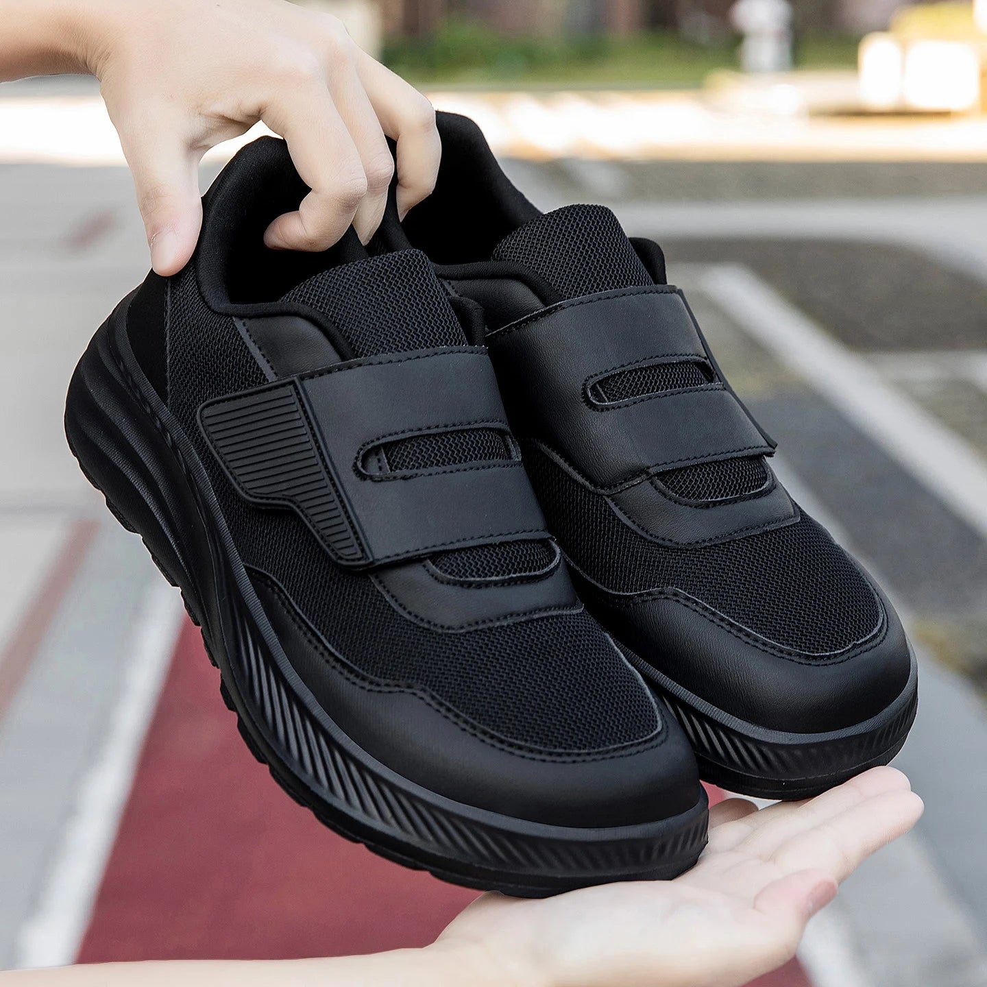 Diabetic Shoes for Men Comfort Walking Shoes for Elderly Swollen Feet Orthopedic Adjustable Double Strap Hook and Loop Sneakers