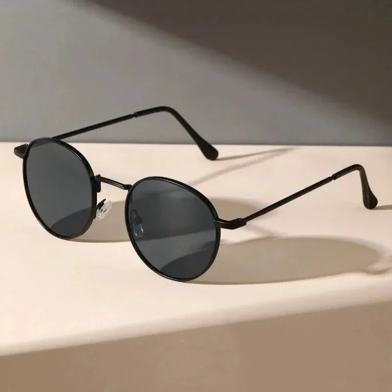 Sunglasses Women 2025 Classic Vintage Oval Sun Glasses Eyewear Round Mirror Small Metal Frame Oculos De Sol Gafas UV400