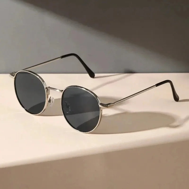 Sunglasses Women 2025 Classic Vintage Oval Sun Glasses Eyewear Round Mirror Small Metal Frame Oculos De Sol Gafas UV400