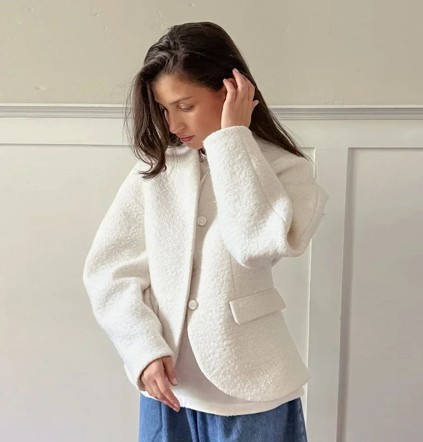 White Loose Knitwear Jackets For Women Fashion Elegant High Waist Autumn 2025 Fashion Commute Outwear Luxury Ladies Jackets