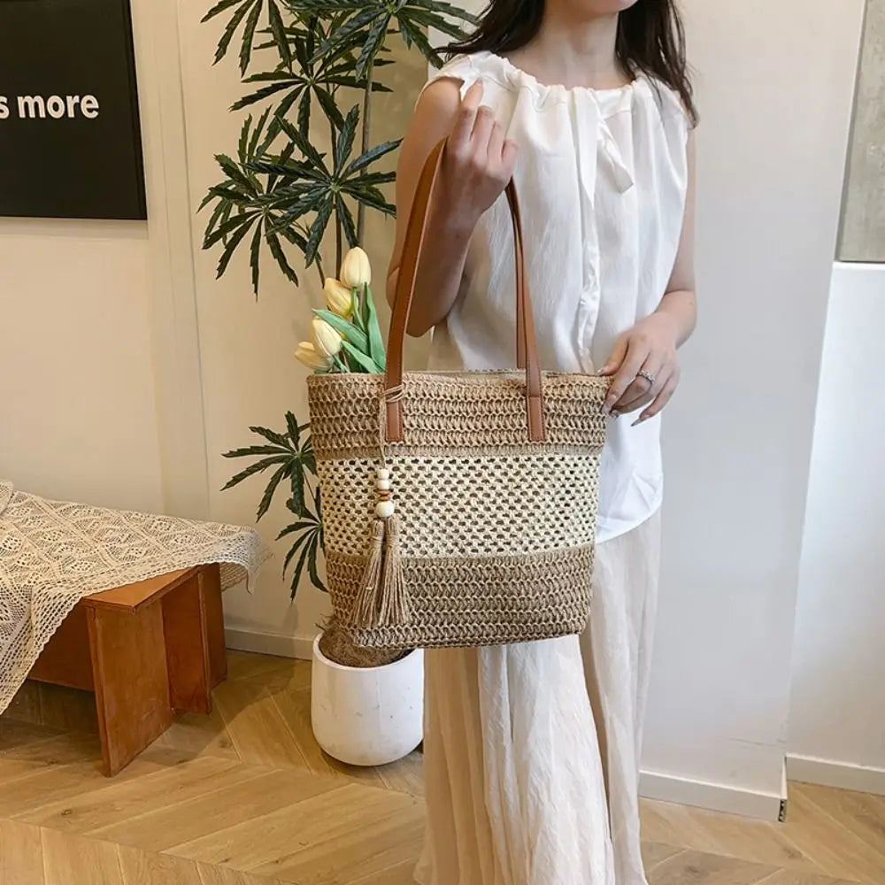 Girls Gift Hollow Out Straw Shoulder Bag Breathable Casual Summer Beach Bag Portable Bohemian Weave Tote Bag Outdoor