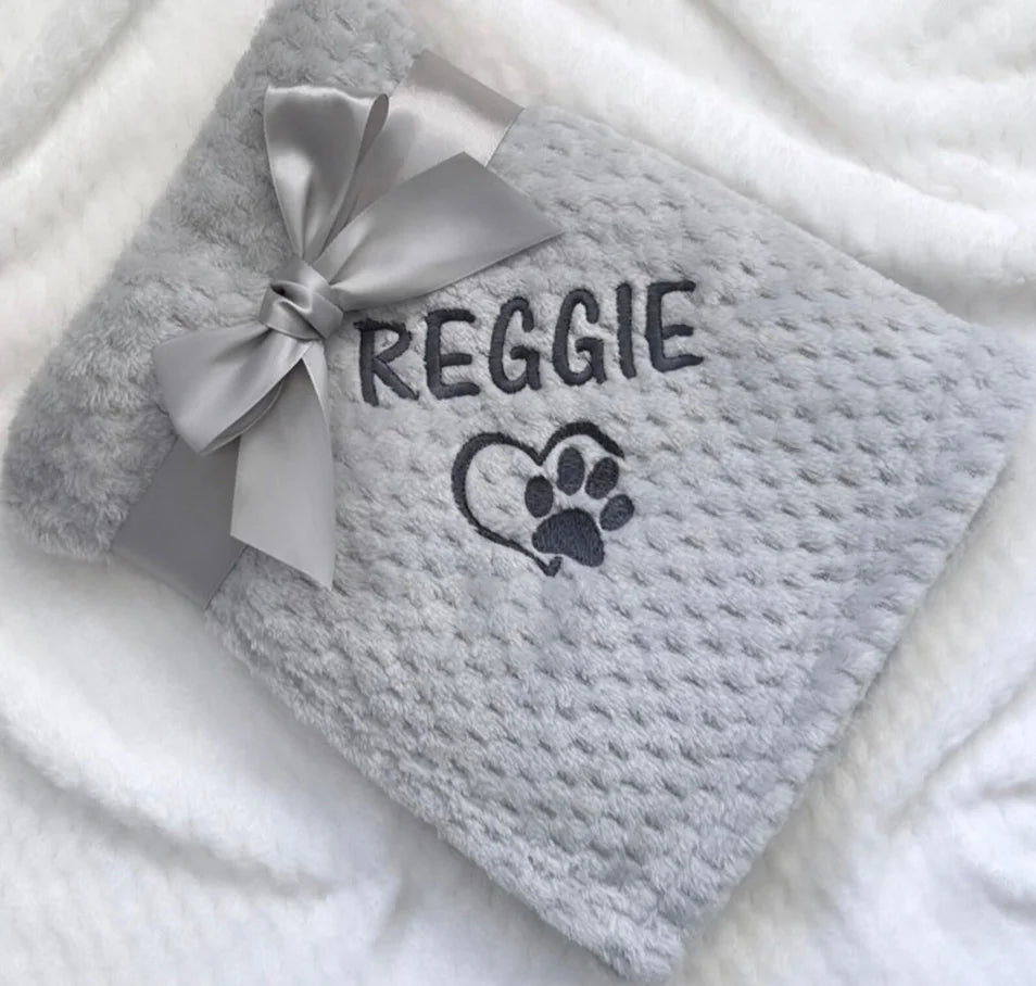 Dog Blanket - Embroidered Personalised Dog Blanket - Puppy Blanket - Cat Blanket - Paw Print Blanket - Super Soft Pet Blanket