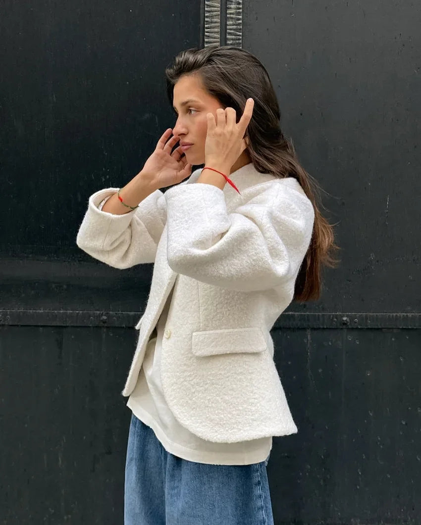 White Loose Knitwear Jackets For Women Fashion Elegant High Waist Autumn 2025 Fashion Commute Outwear Luxury Ladies Jackets