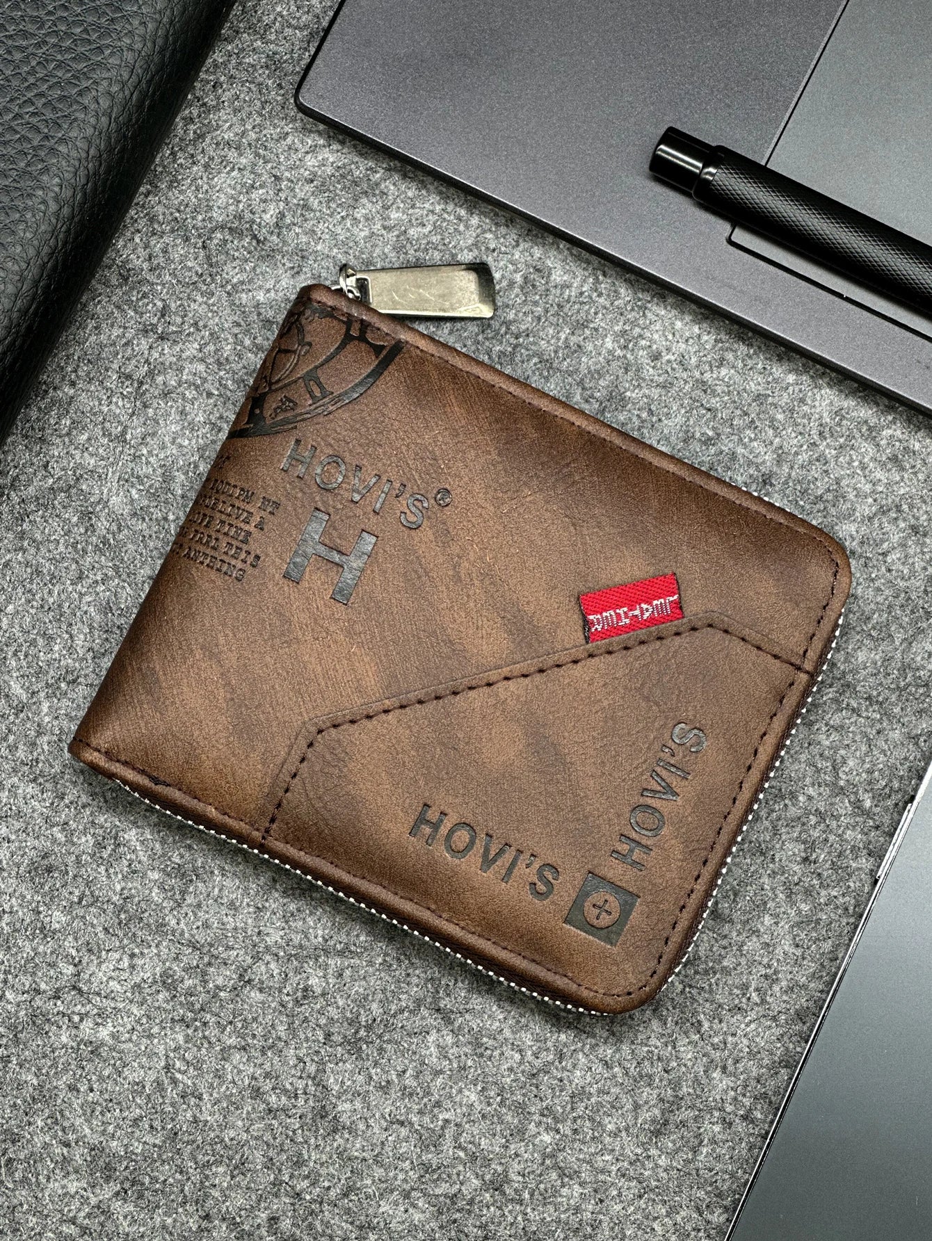 Zippered Slim Mens PU Wallet - Compact Size for Coins & Cards - Business Design