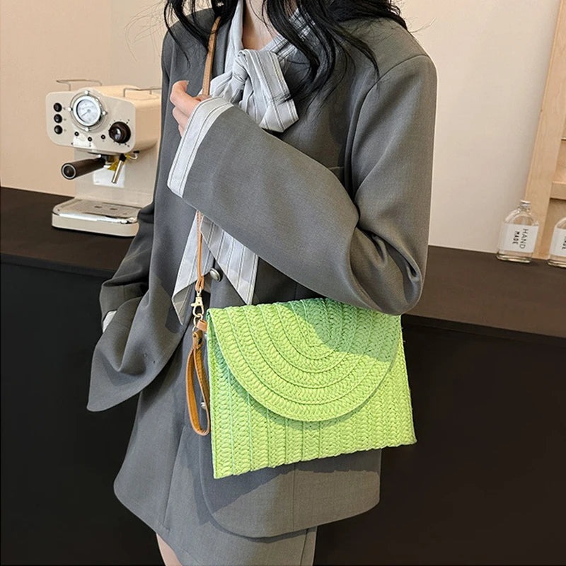 Summer Beach Straw Clutch Bag Cute Crossbody Bag for Women Travel Shoulder Bags Purse Ladies Casual Wicker Handbags
