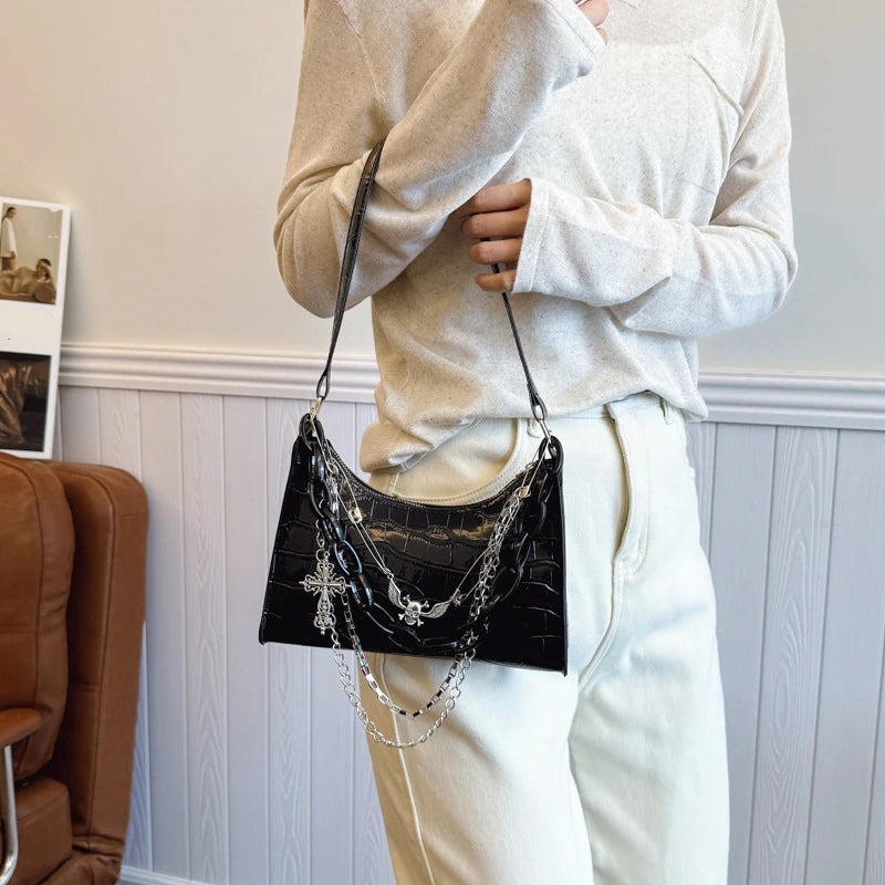 Cool Hot Girls Underarm Bags Purse Retro Punk Style Women Shoulder Handbags Chain Pu Leather Ladies Phone Crossbody Bag