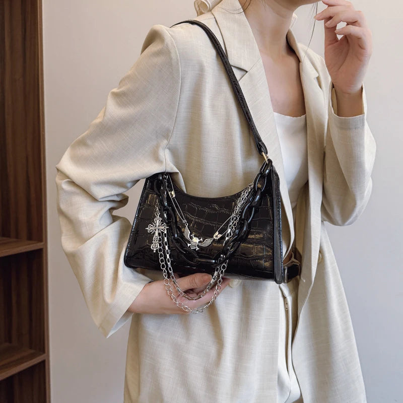 Cool Hot Girls Underarm Bags Purse Retro Punk Style Women Shoulder Handbags Chain Pu Leather Ladies Phone Crossbody Bag