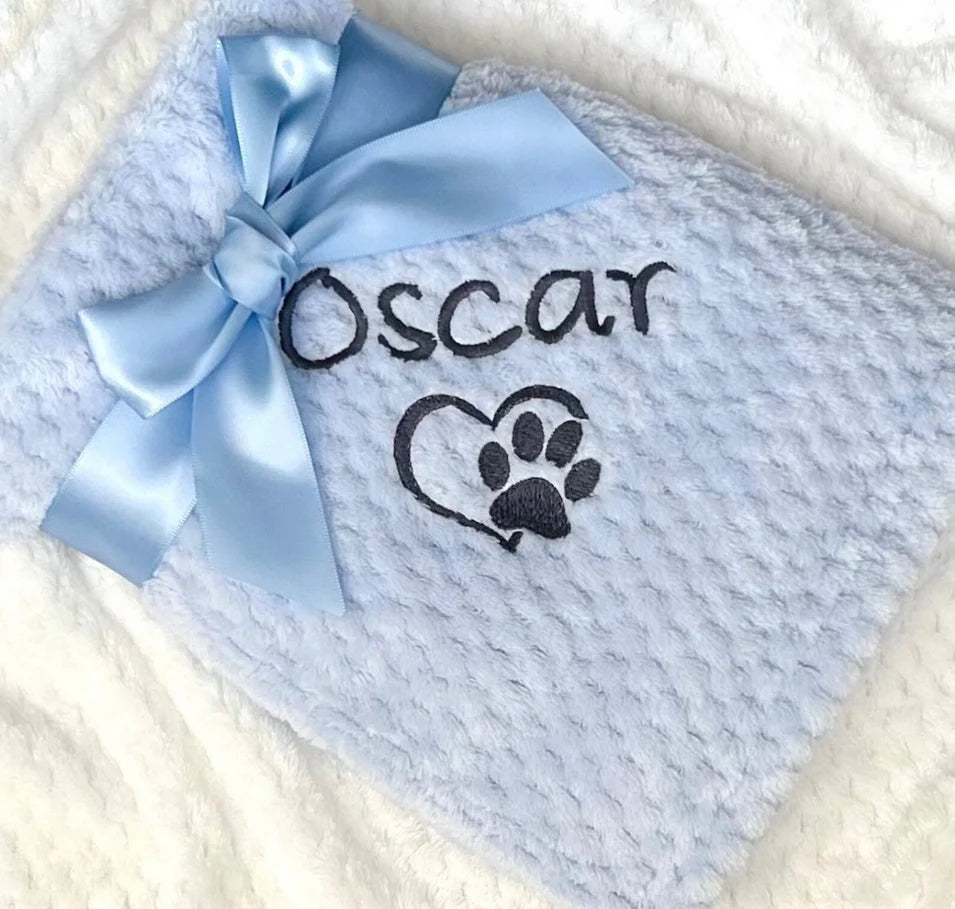 Dog Blanket - Embroidered Personalised Dog Blanket - Puppy Blanket - Cat Blanket - Paw Print Blanket - Super Soft Pet Blanket