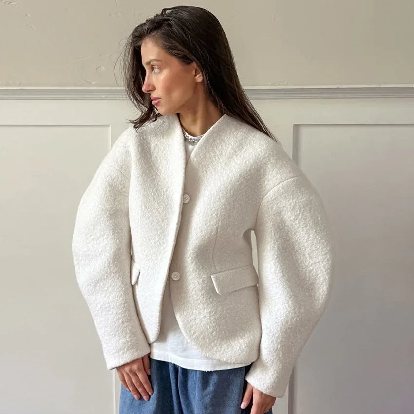 White Loose Knitwear Jackets For Women Fashion Elegant High Waist Autumn 2025 Fashion Commute Outwear Luxury Ladies Jackets